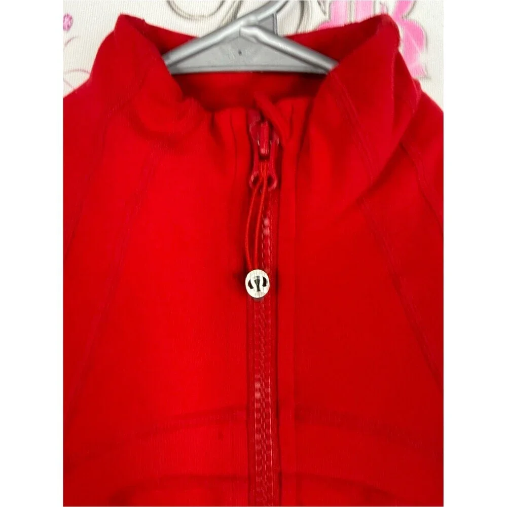 lululemon athletica form fitting